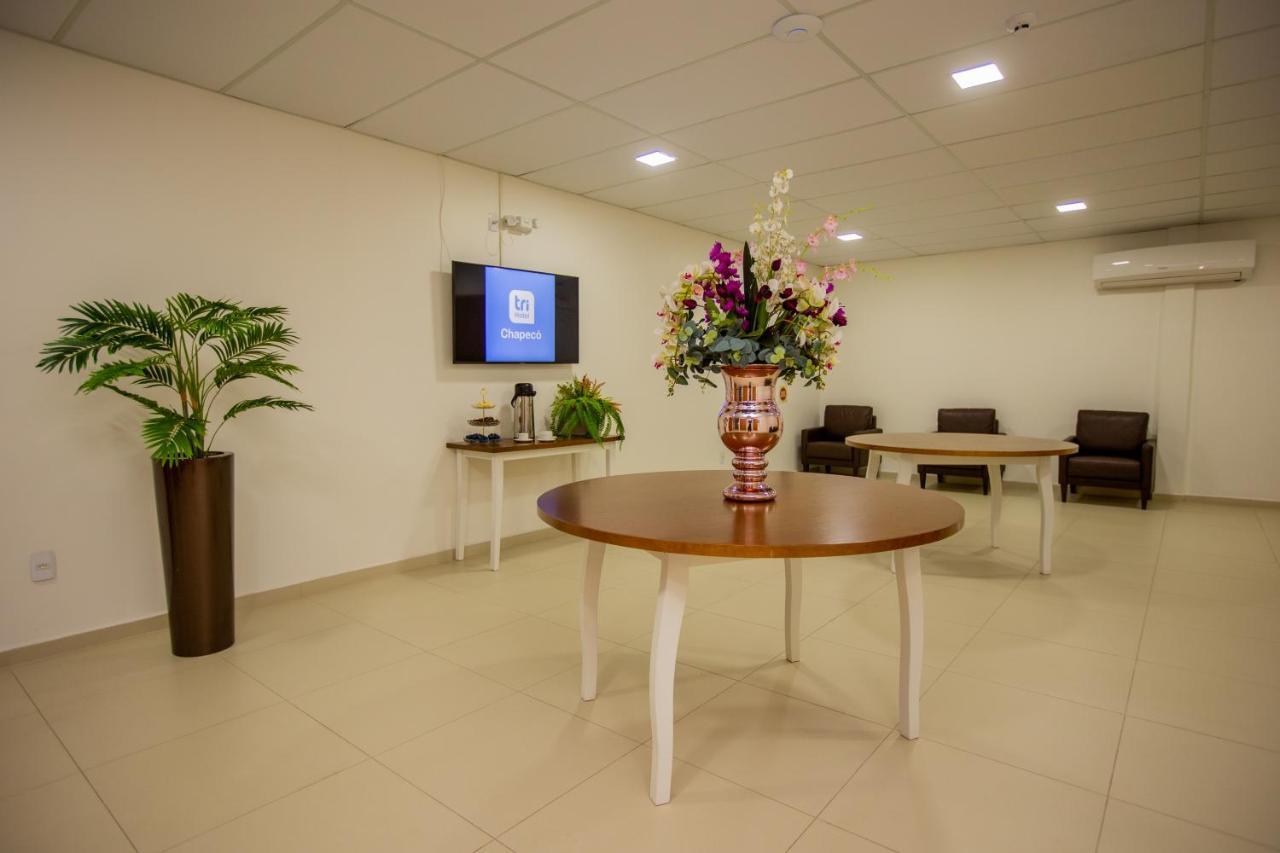 Tri Hotel ชาเปโก ภายนอก รูปภาพ